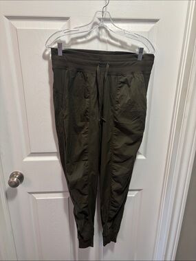 Lululemon Dance Studio Jogger *29"